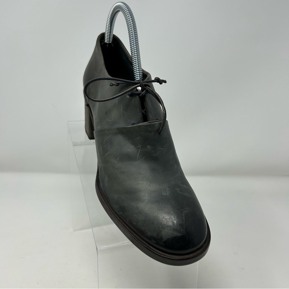 Del Carlo Dark Gray Heeled Oxford Style Round Toe Loafer Size 38.5 (US Size 8.5) - Picture 2 of 12
